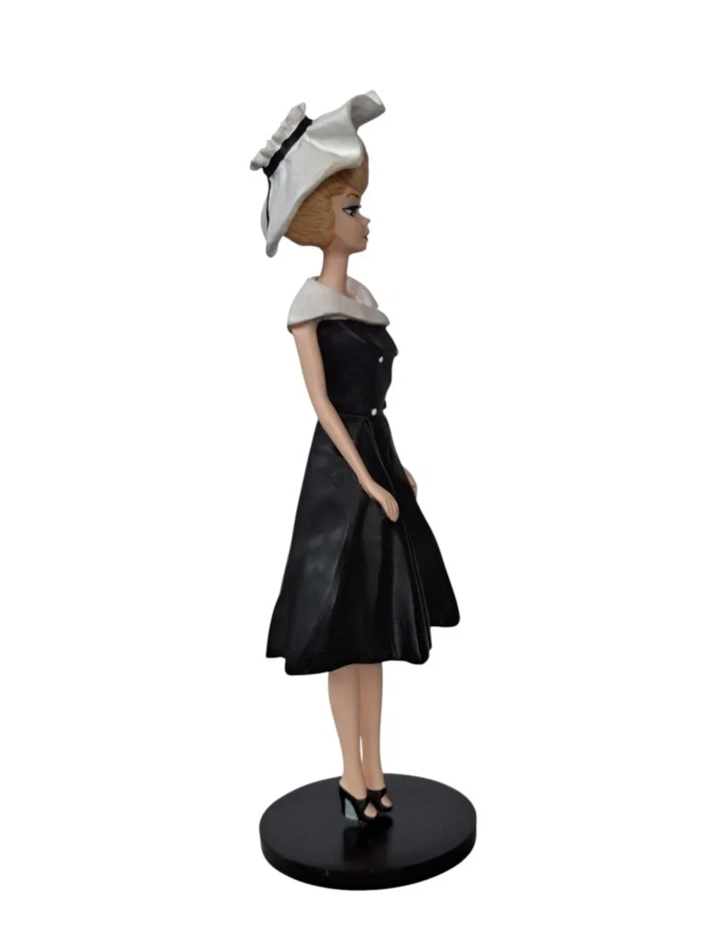 1993 BARBIE The Danbury Mint Classic Figurine Collection 1965 
